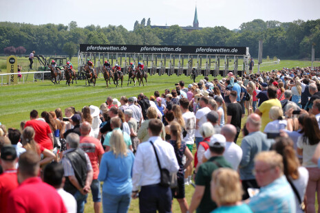 Frühlingsrenntag 17. Mai 2026